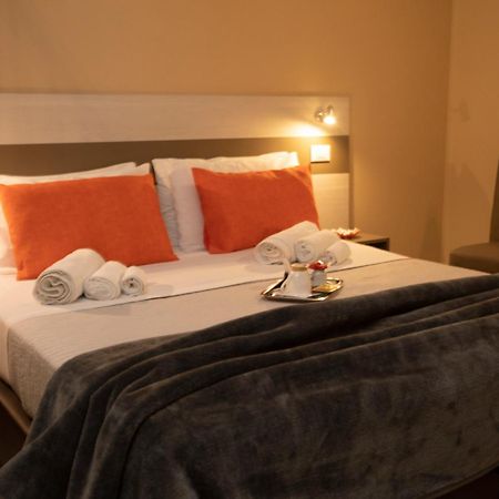 La Perla Amantea - Rooms & Apartaments Eksteriør billede