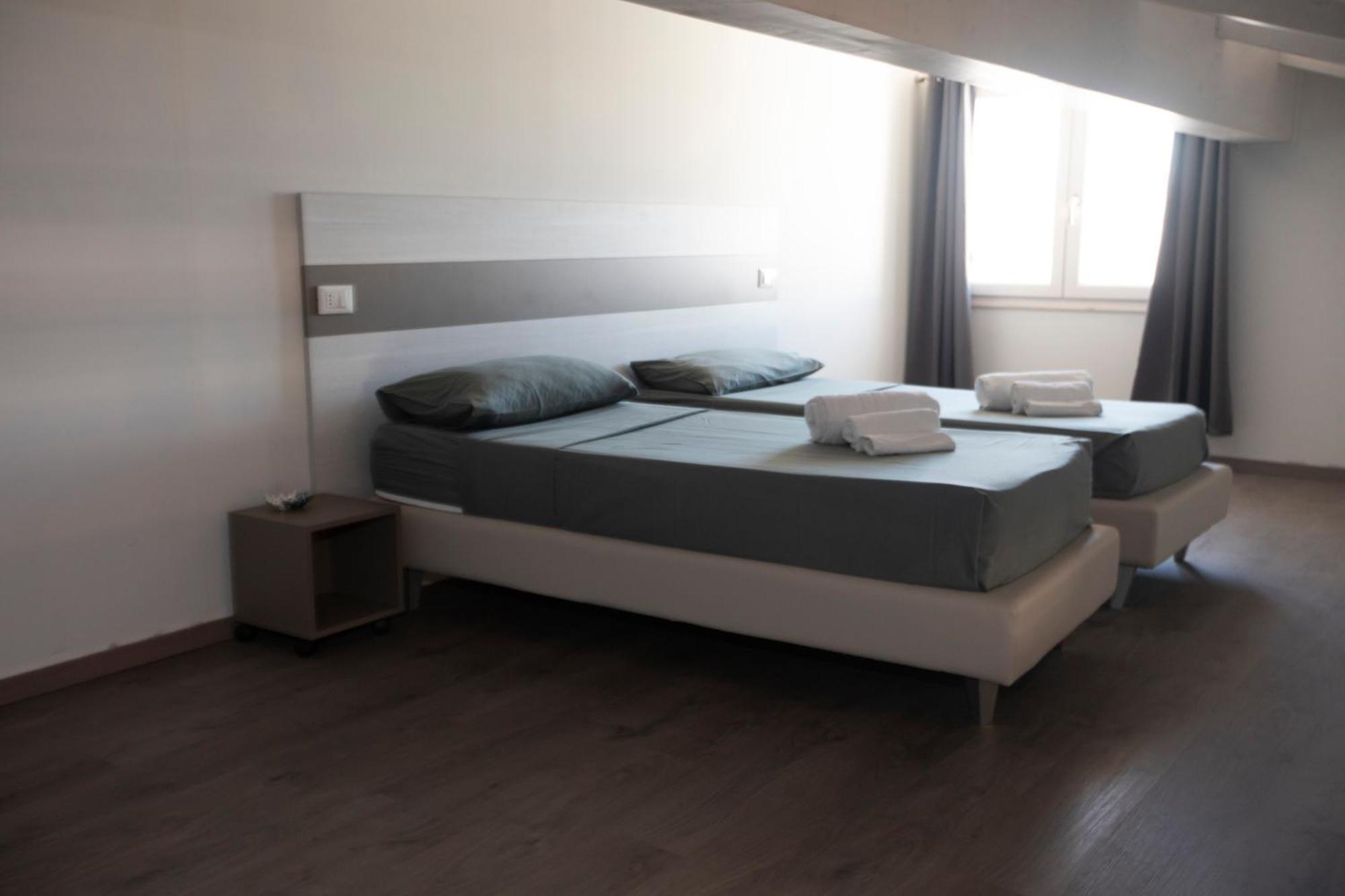 La Perla Amantea - Rooms & Apartaments Eksteriør billede