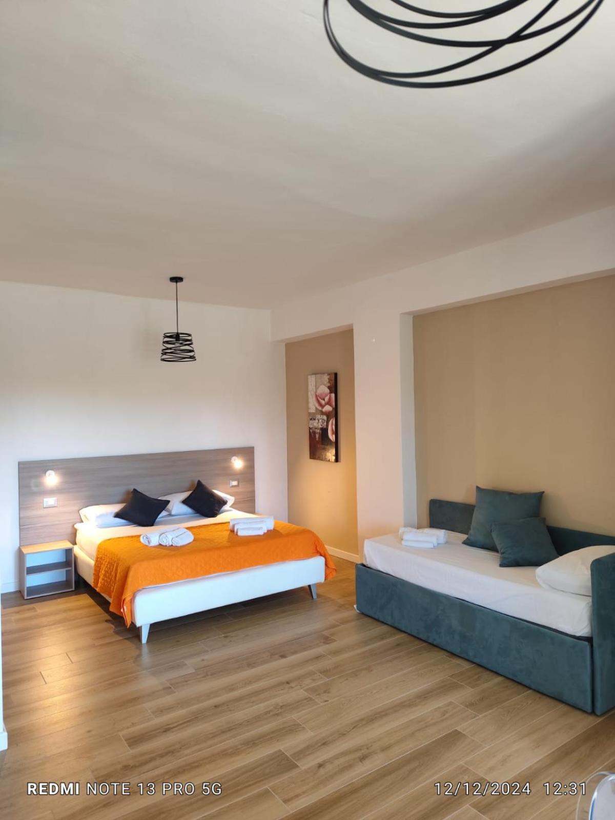 La Perla Amantea - Rooms & Apartaments Eksteriør billede